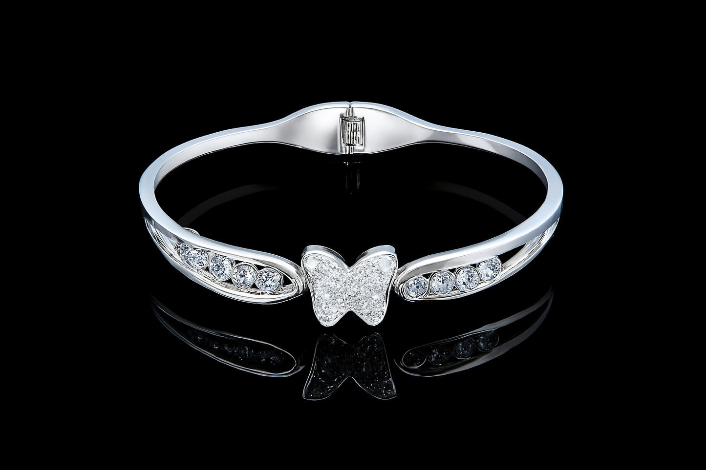 EJ638016 – Sterling Silver Sparkling Butterfly Bracelet 🦋