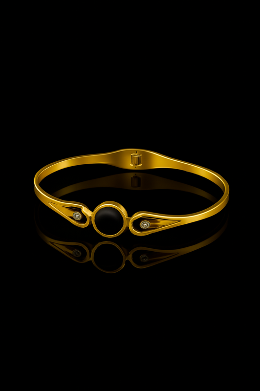 Modern Elegance Onyx-Style Bangle